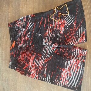xl youth under armour red texture shorts